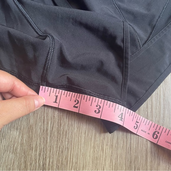 Lululemon Hotty Hot Black Shorts - Picture 5 of 7